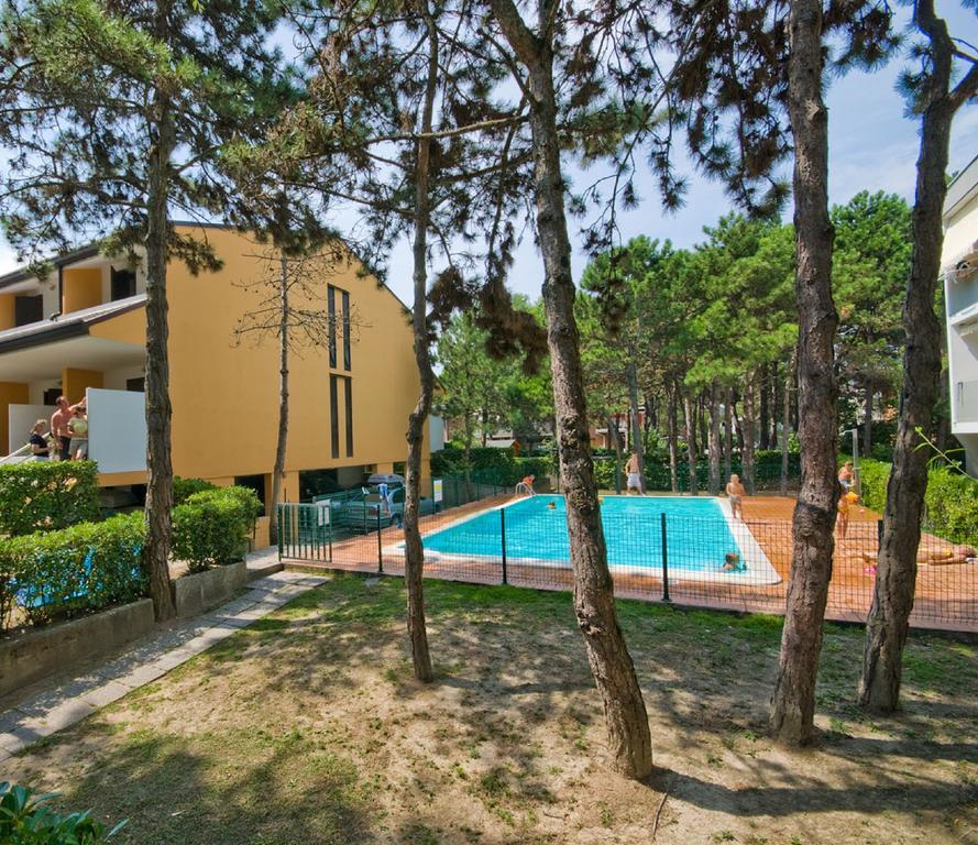 Residence Cinzia Pool Bibione Exteriér fotografie