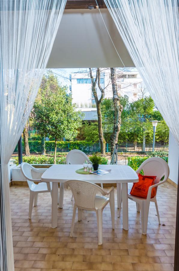 Residence Cinzia Pool Bibione Exteriér fotografie
